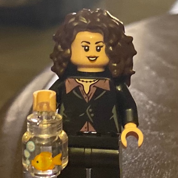 Meet your Posher, Josie - Picture 1 of 1